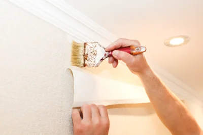 Pose de papier peint à Gaudent — revêtements muraux et toiles de verre
